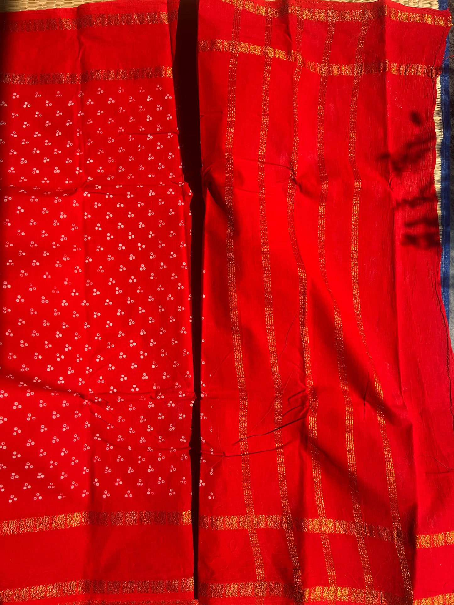 Orange red 120 count wax sungudi cotton saree (three dot)