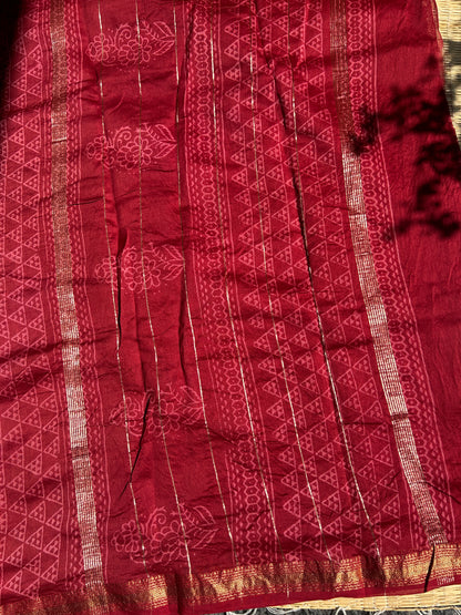 Red Maheshwari silk saree with geometric dots pattern