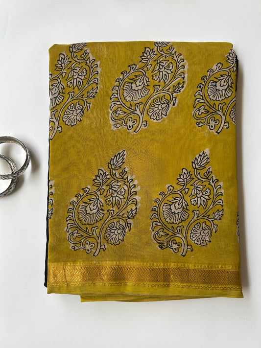 Black & yellow Maheshwari silk saree