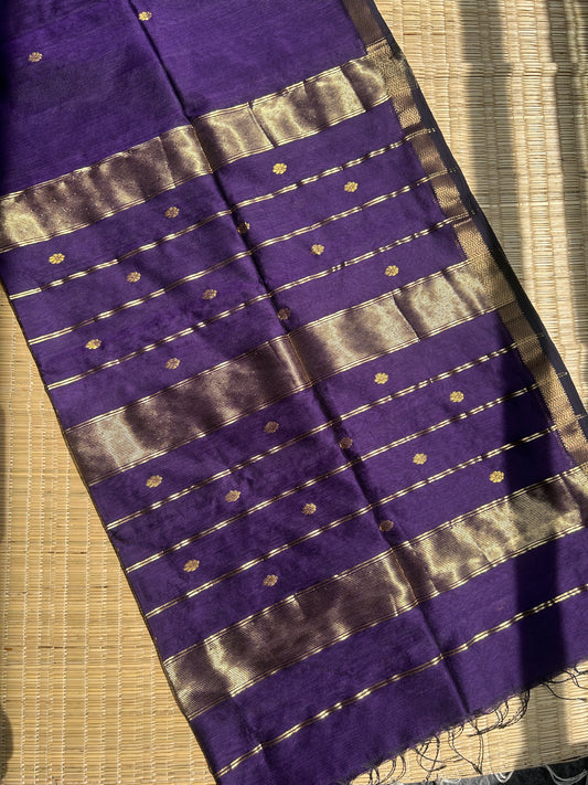 Dark Purple Maheshwari handloom saree with flower motifs
