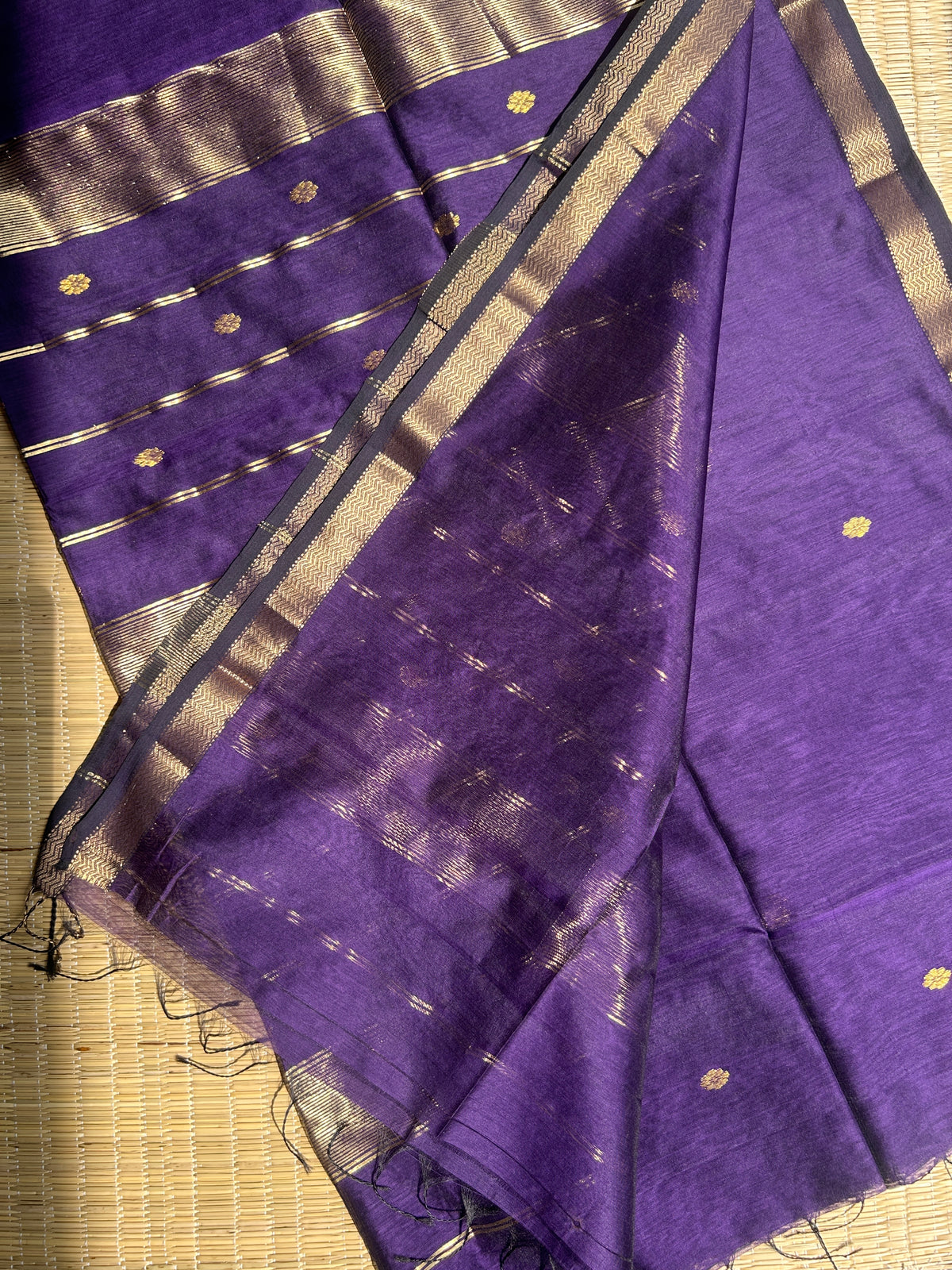 Dark Purple Maheshwari handloom saree with flower motifs