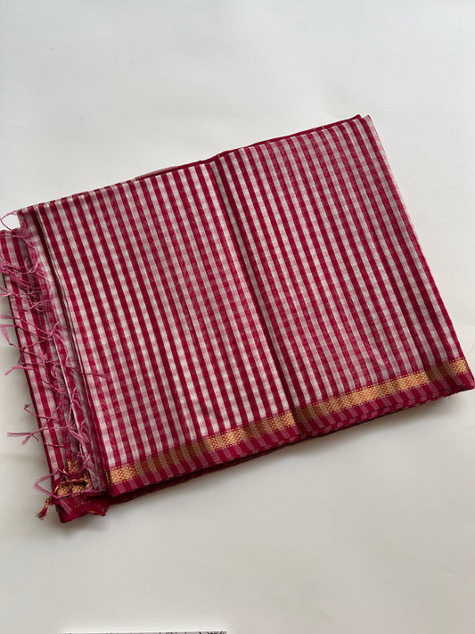 Pink checks Maheshwari handloom saree
