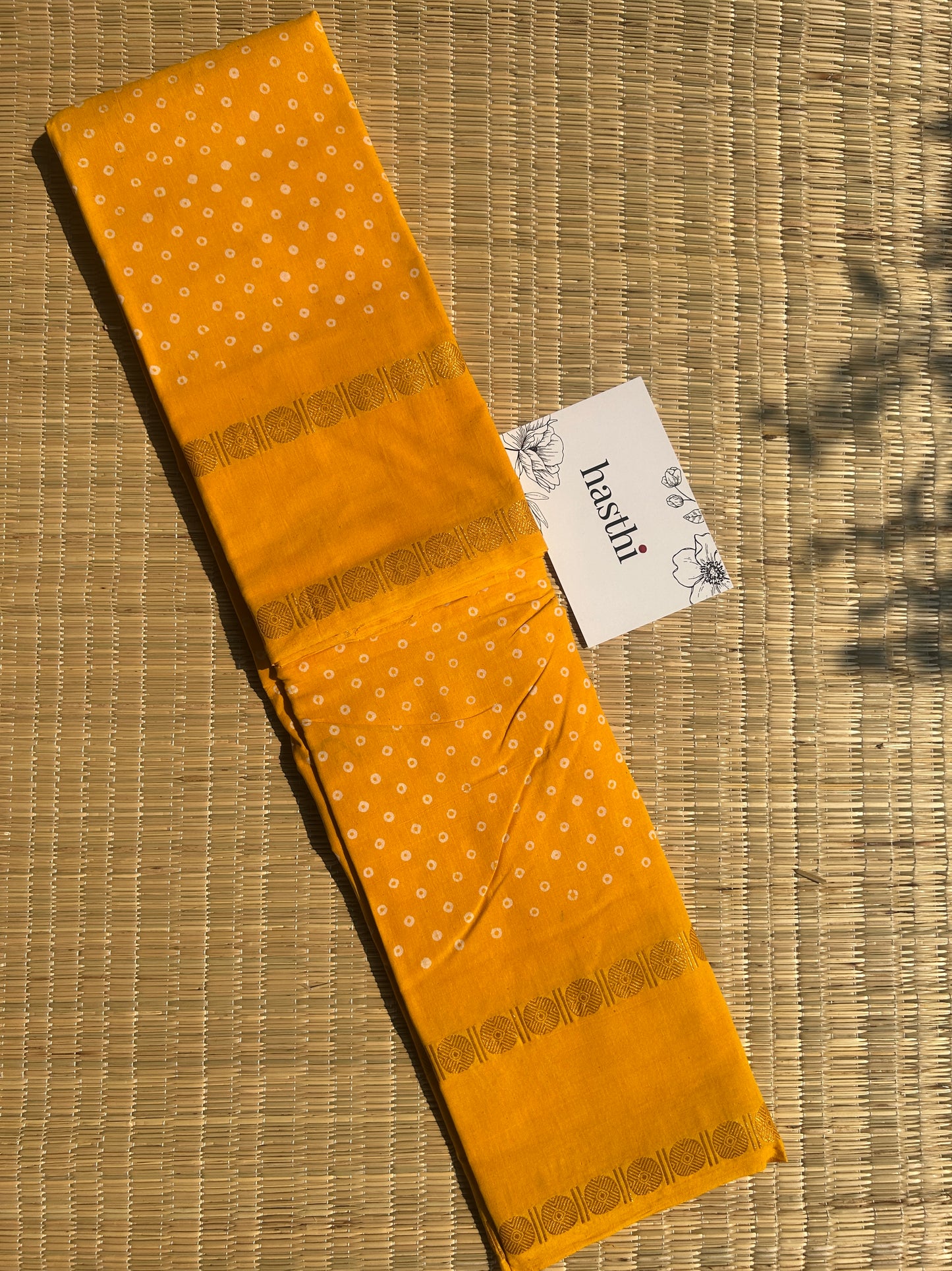 Yellow 120 count wax sungudi cotton saree (single dot)