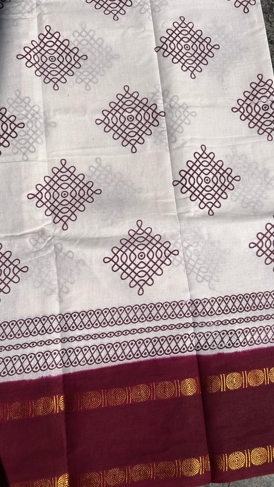 White & Maroon Madurai sungudi cotton saree with kolam motif