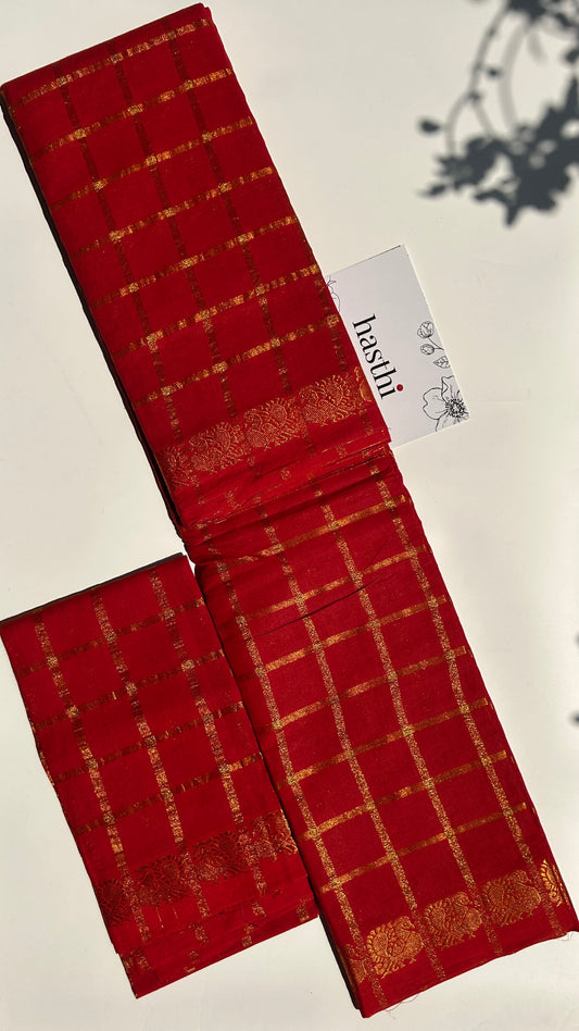 Red Madurai sungudi cotton saree with checks