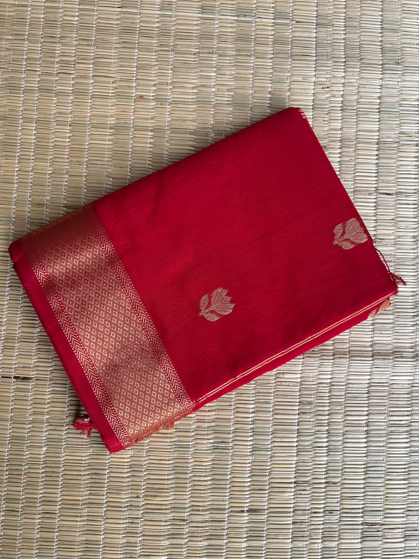 Pure Red Maheshwari handloom saree with flower motifs