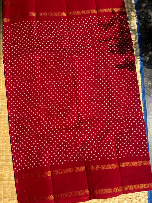Dark Kumkum red 120 count wax sungudi cotton saree (single dot)