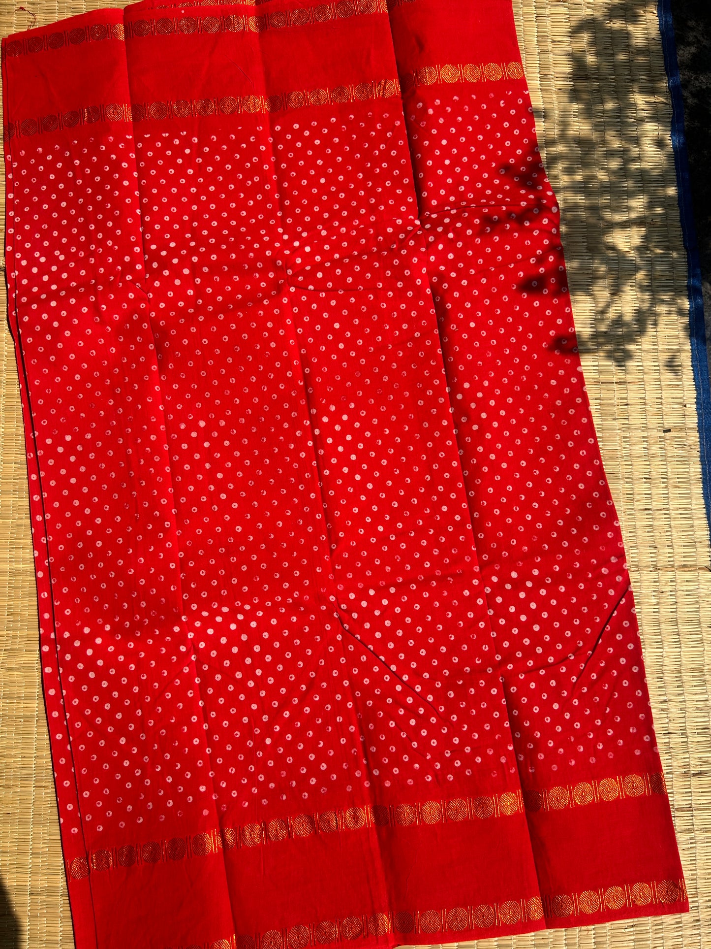 Orange red 120 count wax sungudi cotton saree (single dot)
