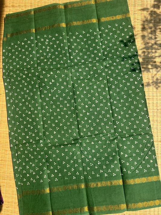 Green 120 count wax sungudi cotton saree (three dot)