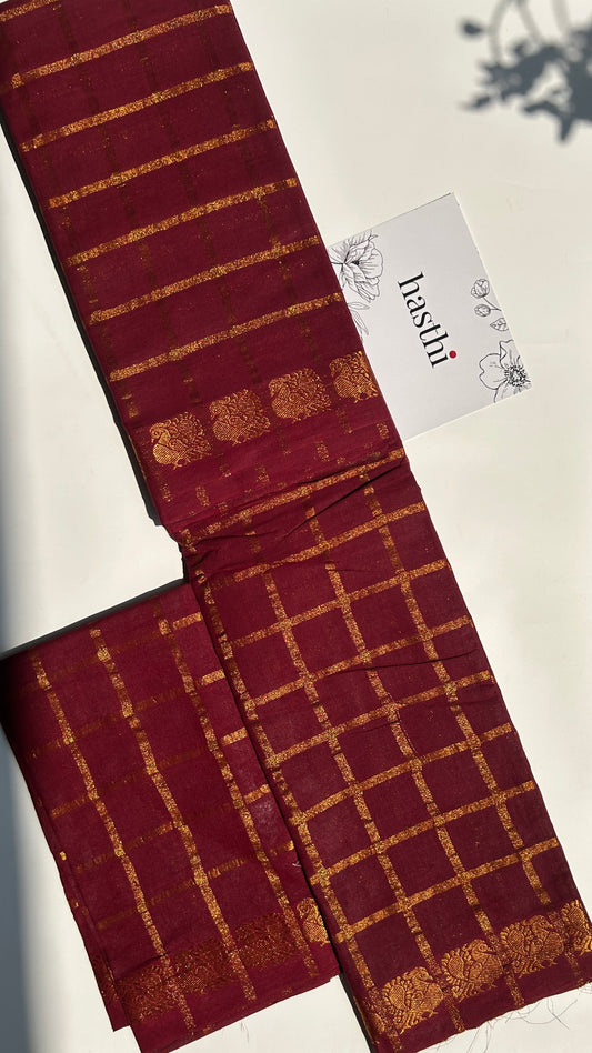 Brown Madurai sungudi cotton saree with checks