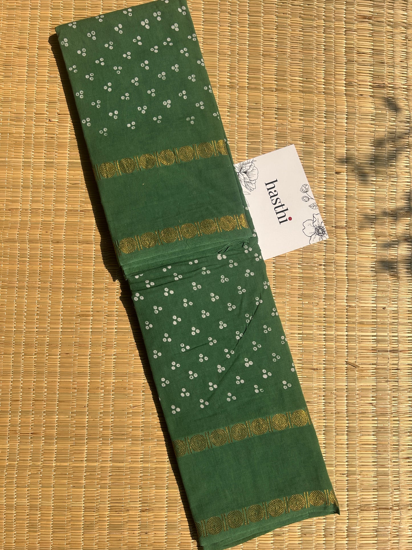 Green 120 count wax sungudi cotton saree (three dot)