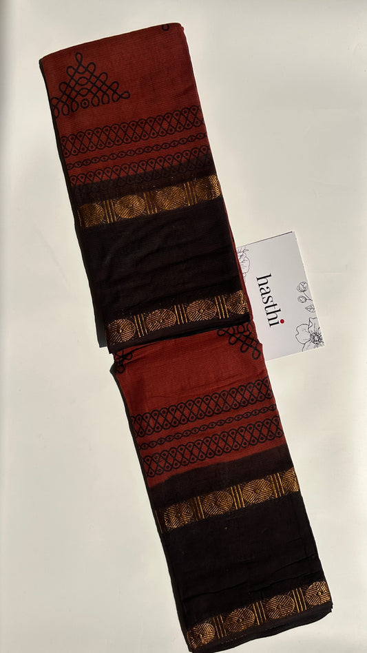 Brown Madurai sungudi cotton saree with kolam motif