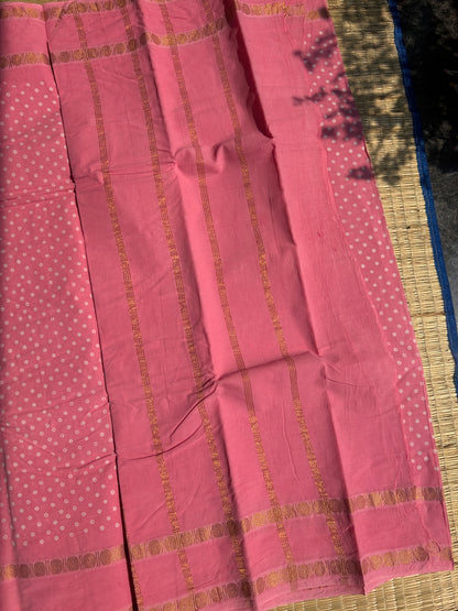 Baby pink 120 count wax sungudi cotton saree (single dot)
