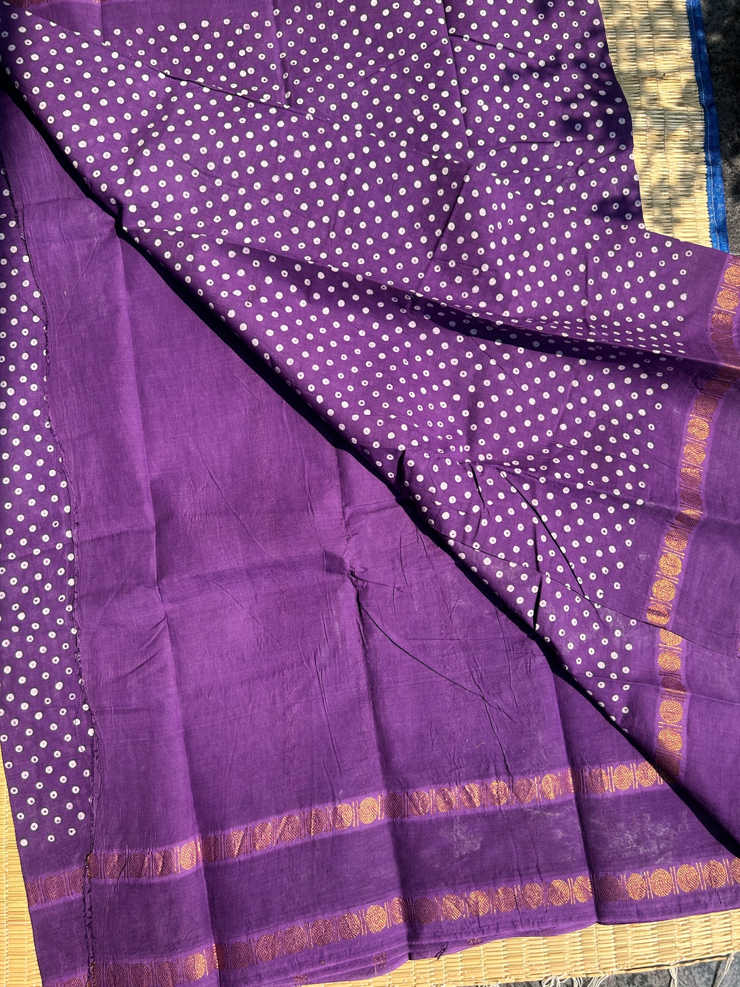 Purple 120 count wax sungudi cotton saree (single dot)