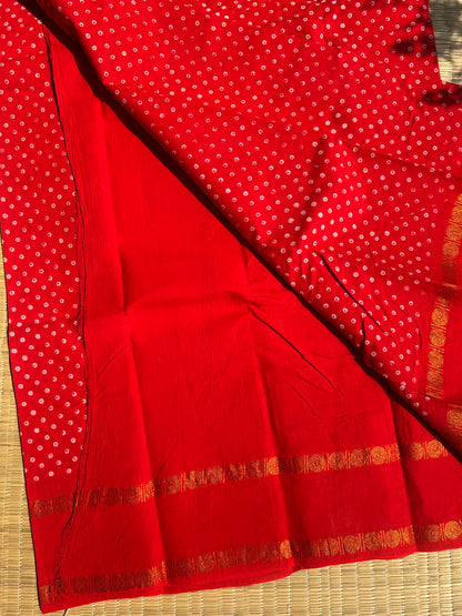 Orange red 120 count wax sungudi cotton saree (single dot)