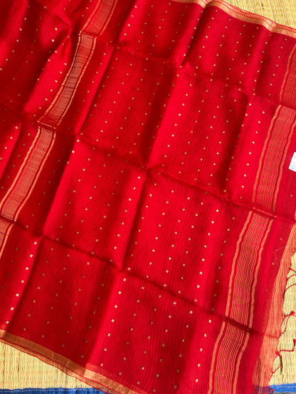 Red muslin silk jamdani saree with pocket sequence work - with silkmark