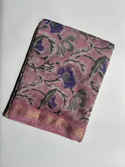 Carnation pink Maheshwari silk saree
