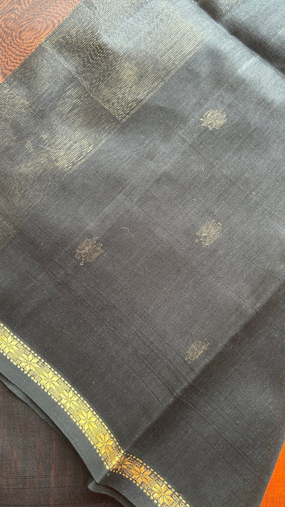 Orange & Black Maheshwari handloom saree