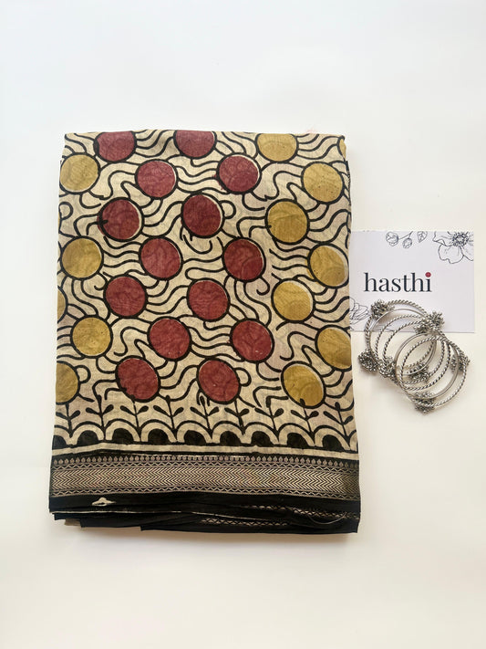 Geometric pattern Maheshwari silk saree
